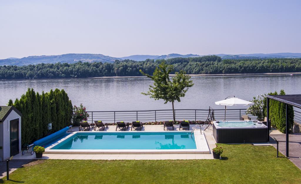 Guest House Panorama Aqualux With Free Parking Novi Sad Luaran gambar