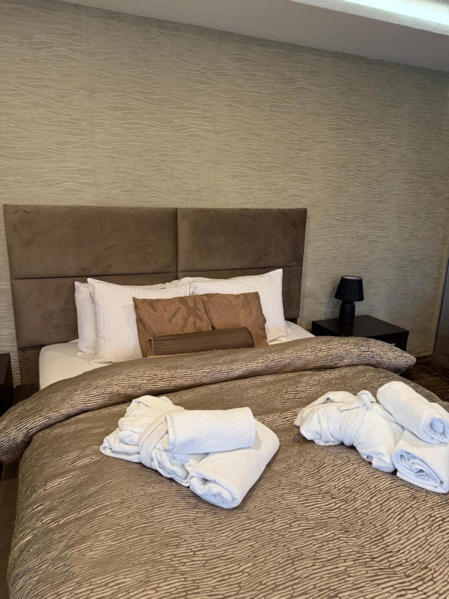 Guest House Panorama Aqualux With Free Parking Novi Sad Luaran gambar